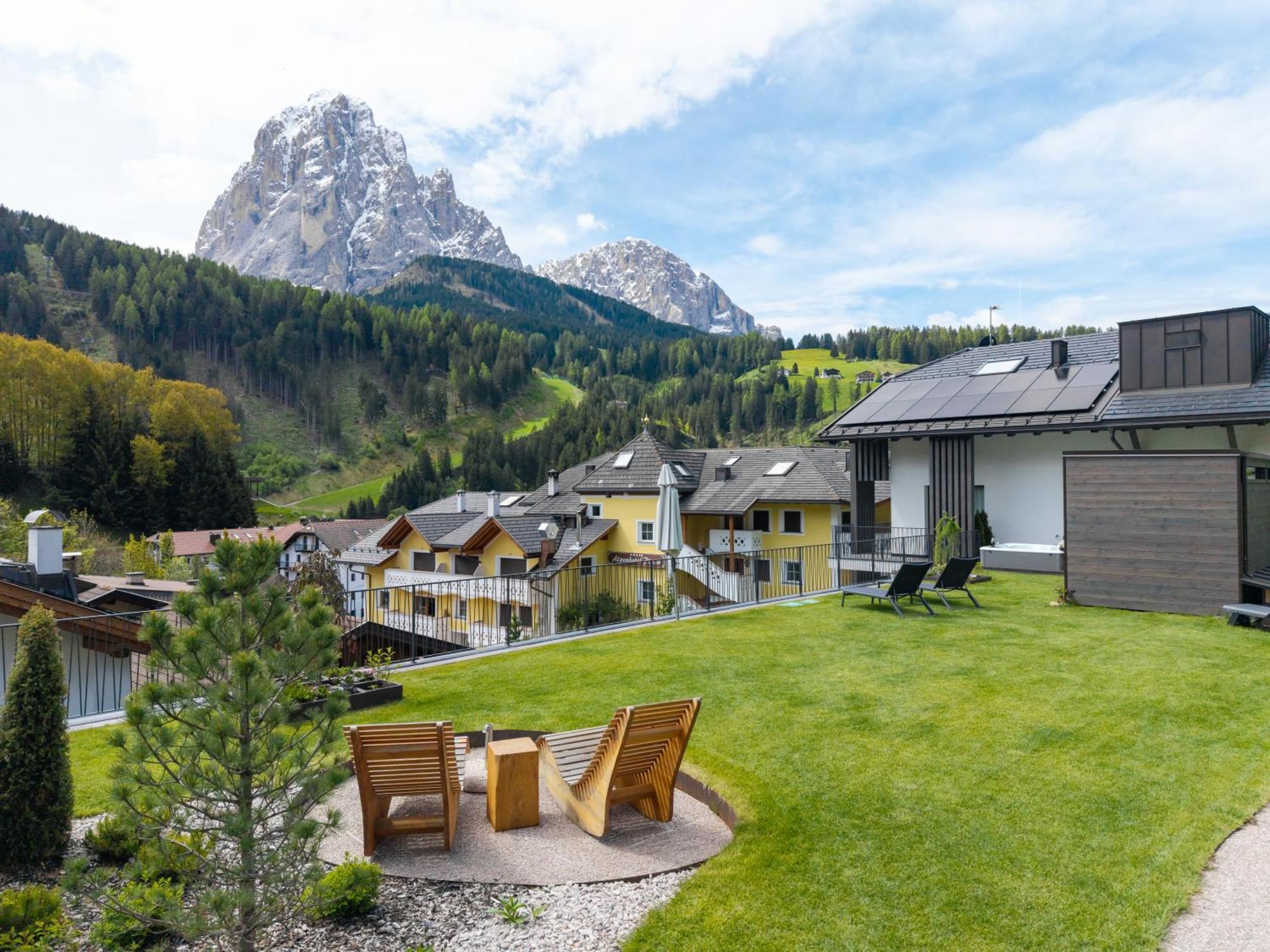 Anna Lodges Dolomites Santa Cristina Val Gardena Exterior foto